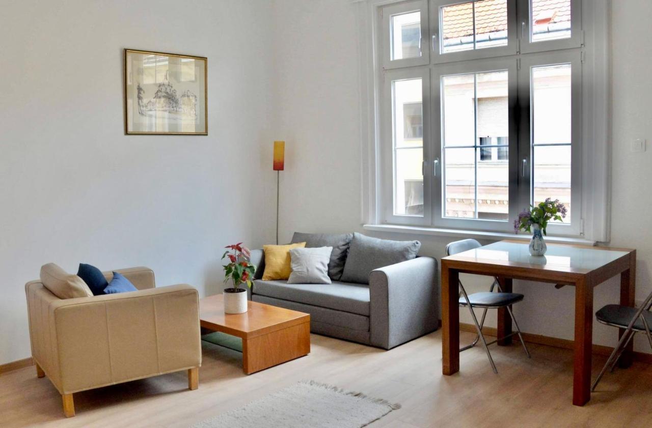 Nick'S Apartment-Spacious, Central And Quiet, By Margit Bridge Будапешт Экстерьер фото